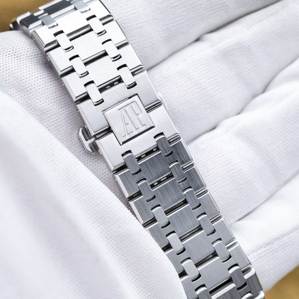 Audemars Piguet Royal Oak 15300ST.OO.1220ST.01